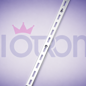 Riel Tipo U 1200 mm cromado compatible con Sistema Magna para exhibidores comerciales.
